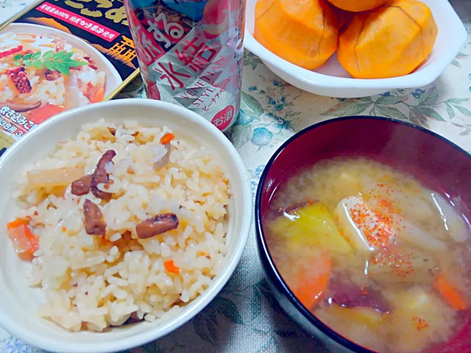 たこの炊き込みご飯と茅乃舎だしの根菜味噌汁|うたかた。さん