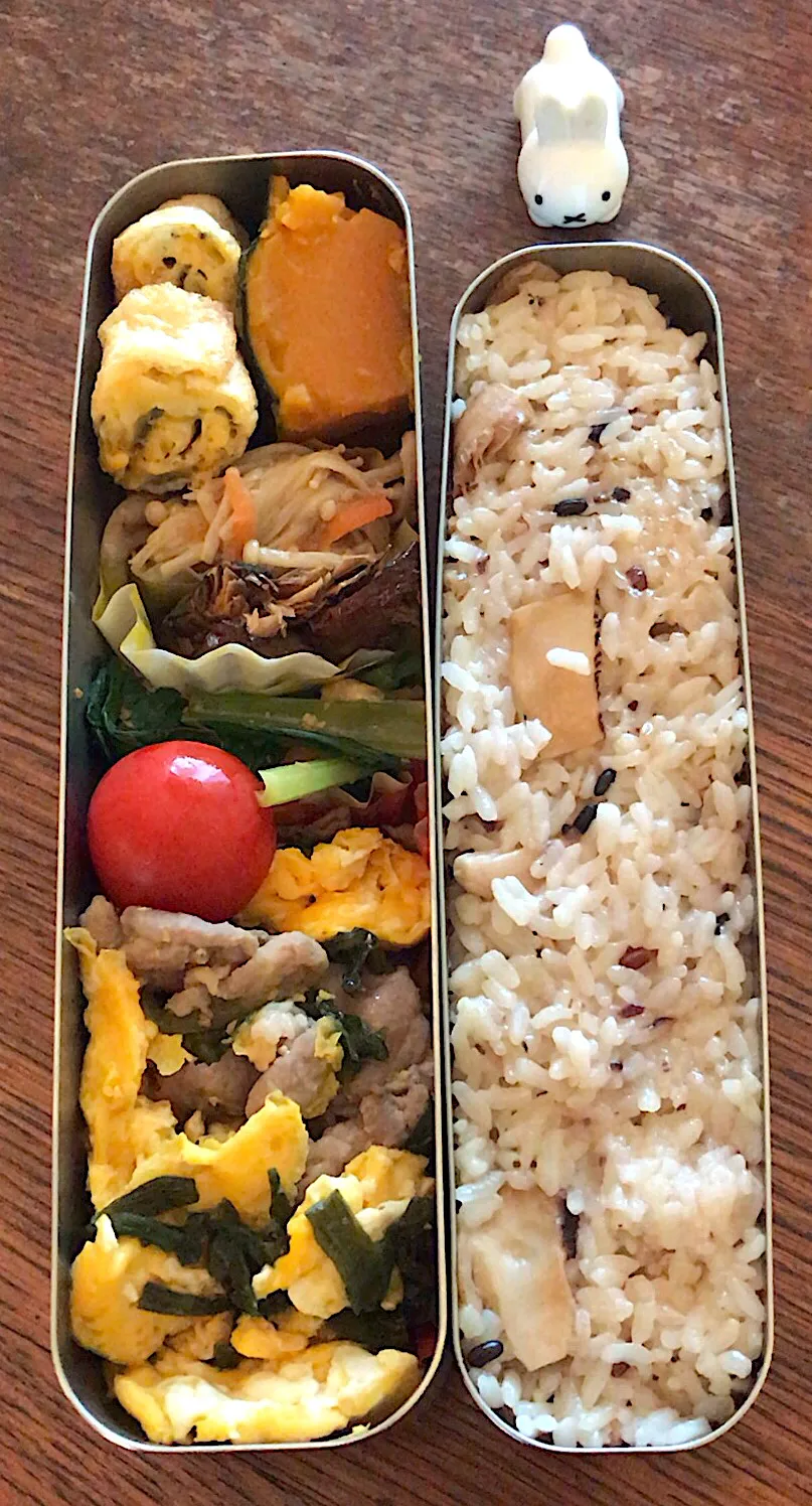 ランチ #サーモス  #お弁当  #お弁当記録  #松茸ごはん #にら玉豚|小松菜さん