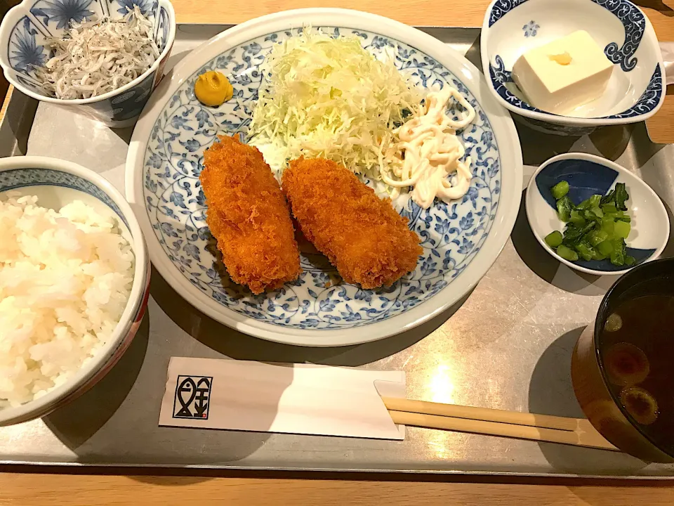 Snapdishの料理写真:帆立クリームコロッケ定食|マハロ菊池さん