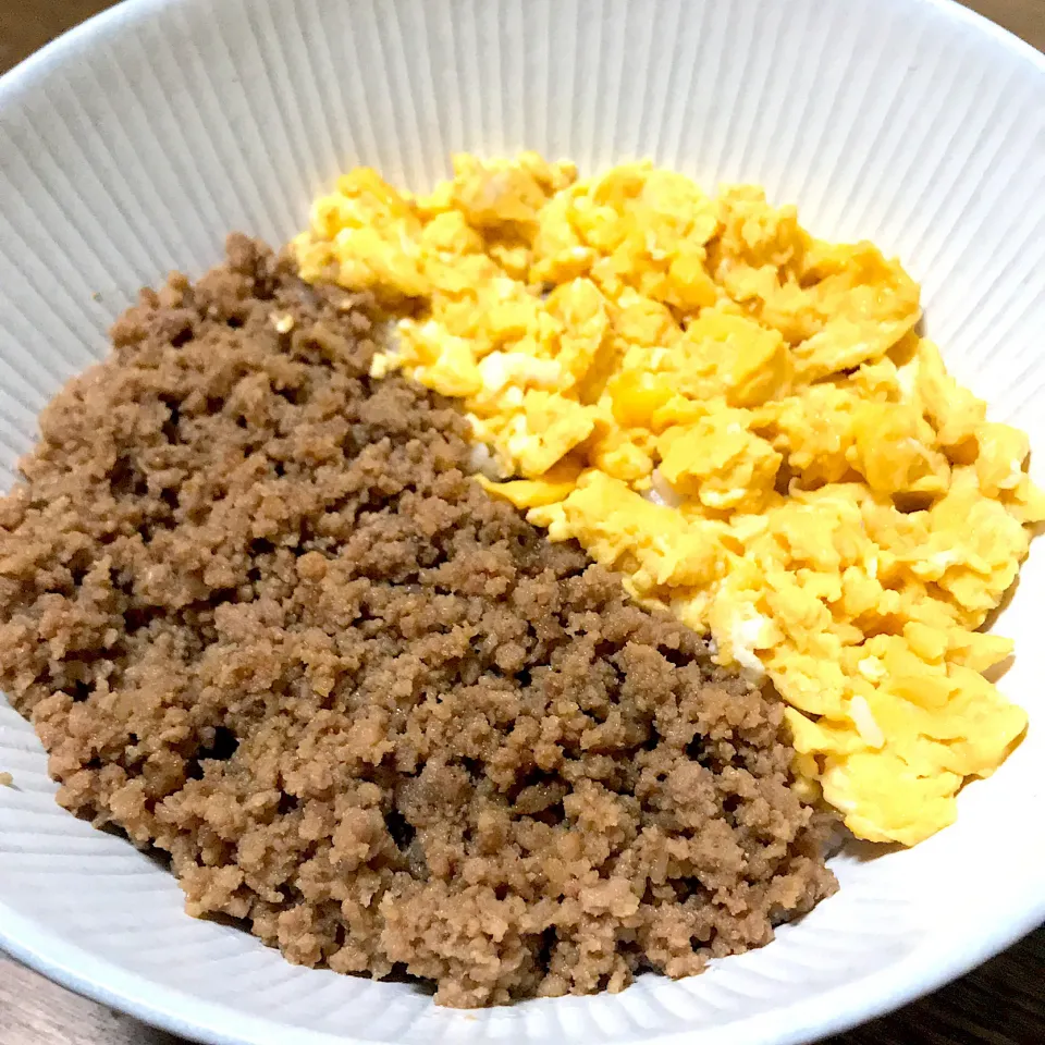 そぼろ丼|まきさん