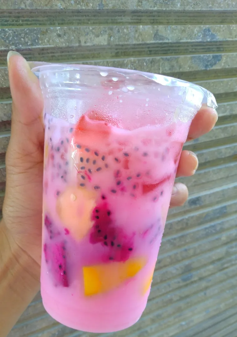 FRUITS COCKTAIL|Debie Vieさん