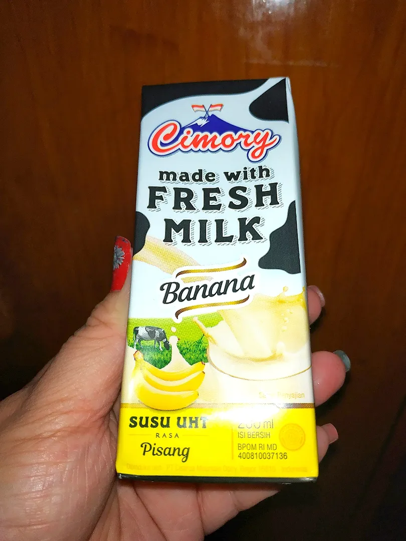 New drink cimory fresh milk banana...|Ellaineさん