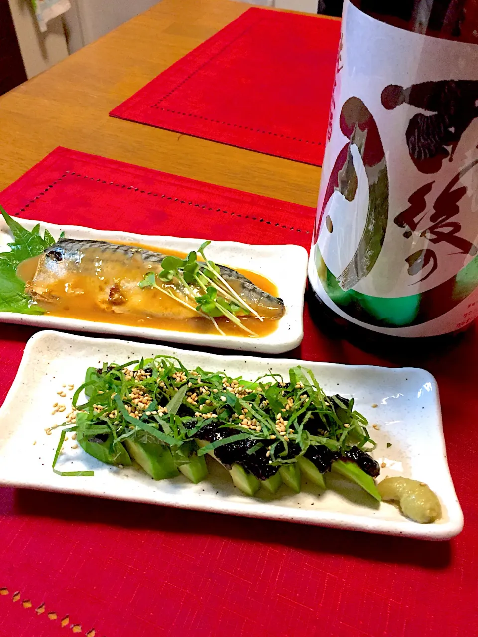 アボカドの岩海苔がけ🍀鯖のみそ煮🐟|おかちさん