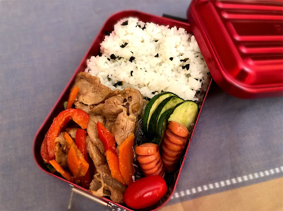 息子弁当35 〜豚の味噌炒め弁当|mashaさん