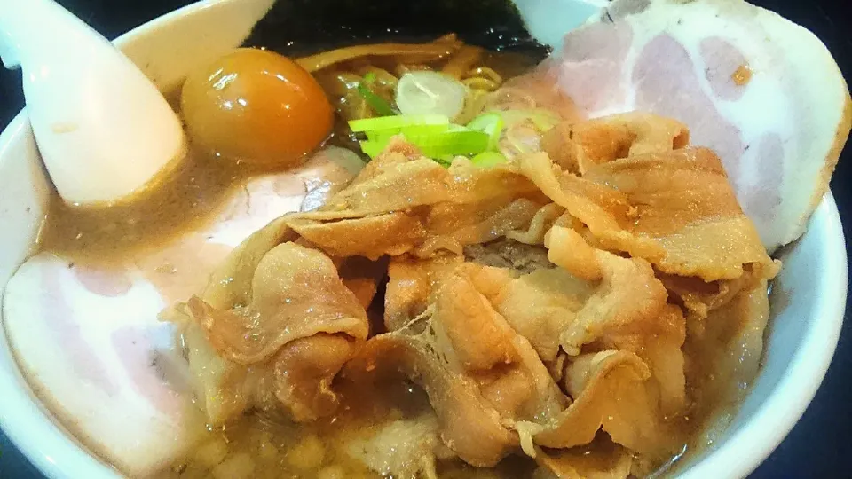 一条流がんこラーメン総本家
大量煮干と塩魚汁スペシャル
の100ラーメン
（1順目バージョン）
＠四谷三丁目
19221|大脇さん