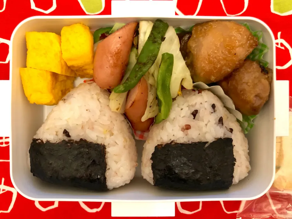 おにぎり弁当|freeさん