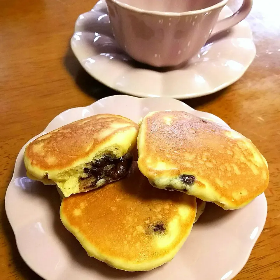 板チョコ入り🍫プチパンケーキ🍴🎵|とししいたけさん