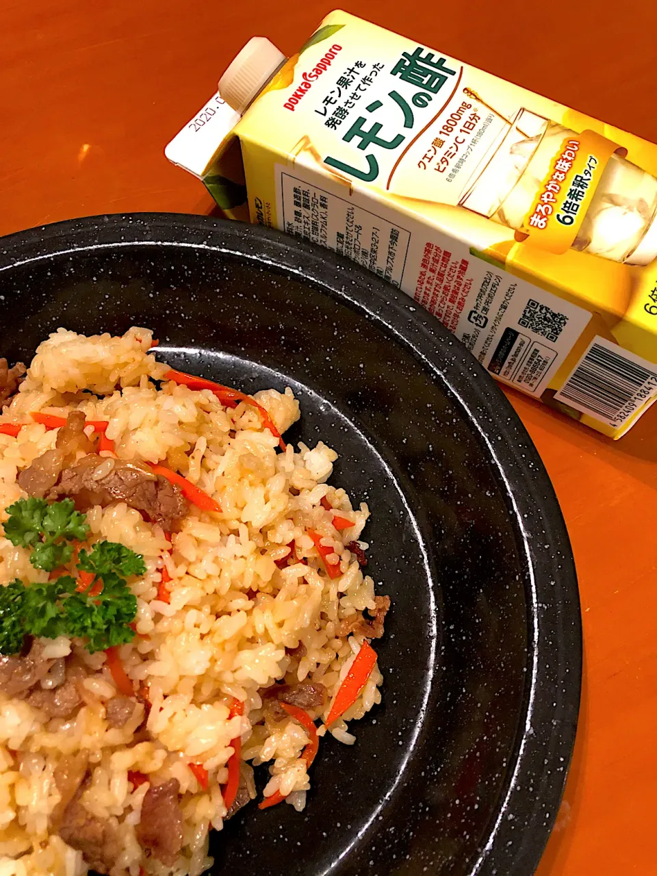 牛肉とにんじんだけでレモンご飯🍋|Lilyさん