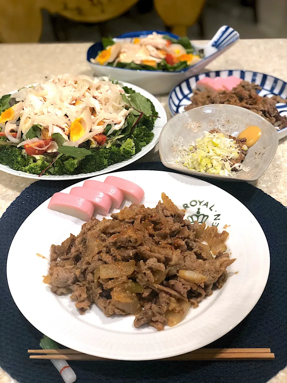 豚の🐽生姜焼き🐽！筋肉モリモリサラダ🥗！|Mayumiさん