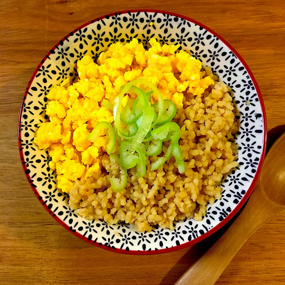 おさかなミンチで🐟二色丼|ゆうこさん