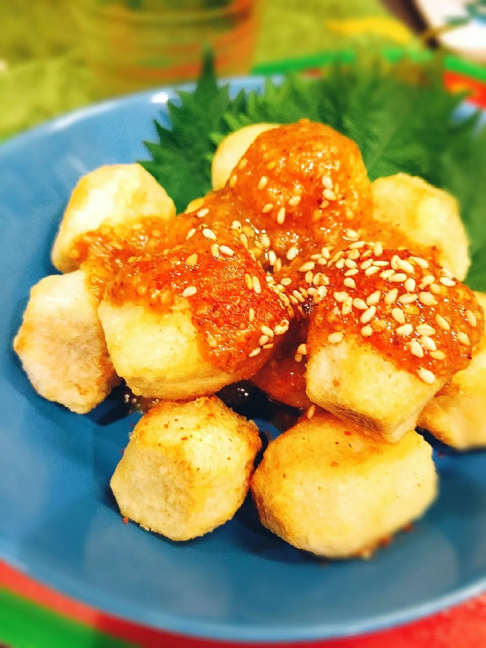 揚げ焼き里芋の
ニンニク胡麻味噌かけ～♪♪|砂糖味屋キッチンさん