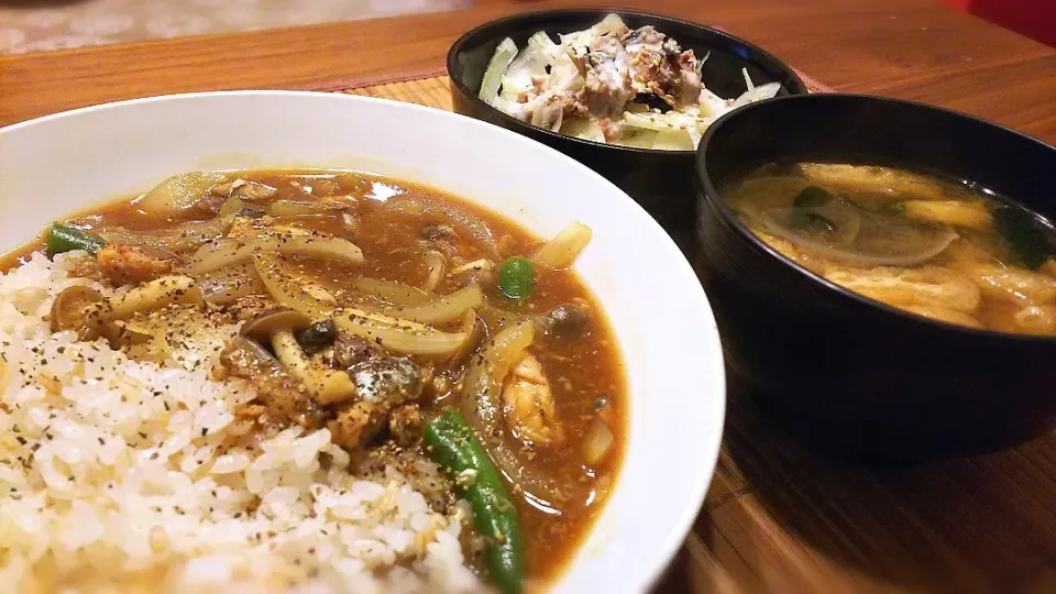 さばカレー🍛
の晩ごはん✨|kaz(*･ω･)さん