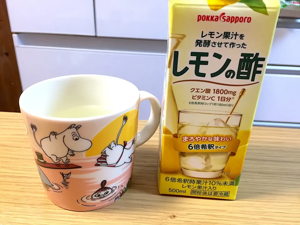 Snapdishの料理写真:レモン酢でお湯割り🍋|さおりさん