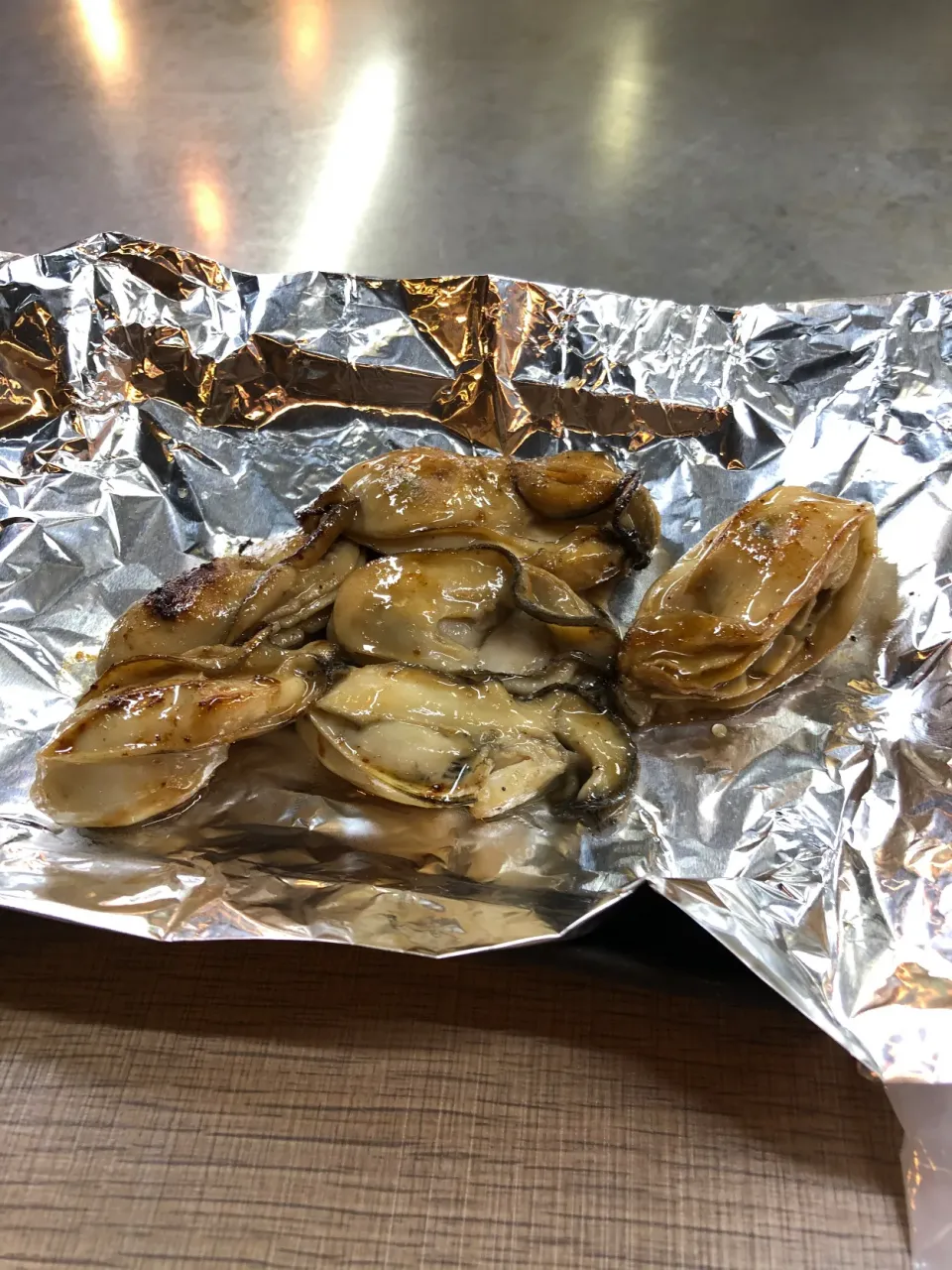 牡蠣のバター醤油焼き😋|すかラインさん