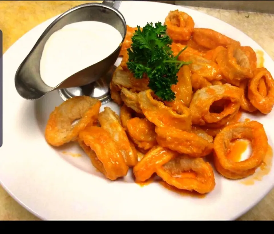 Fried Calamari With Horseradish Dip|Frank Ortizさん