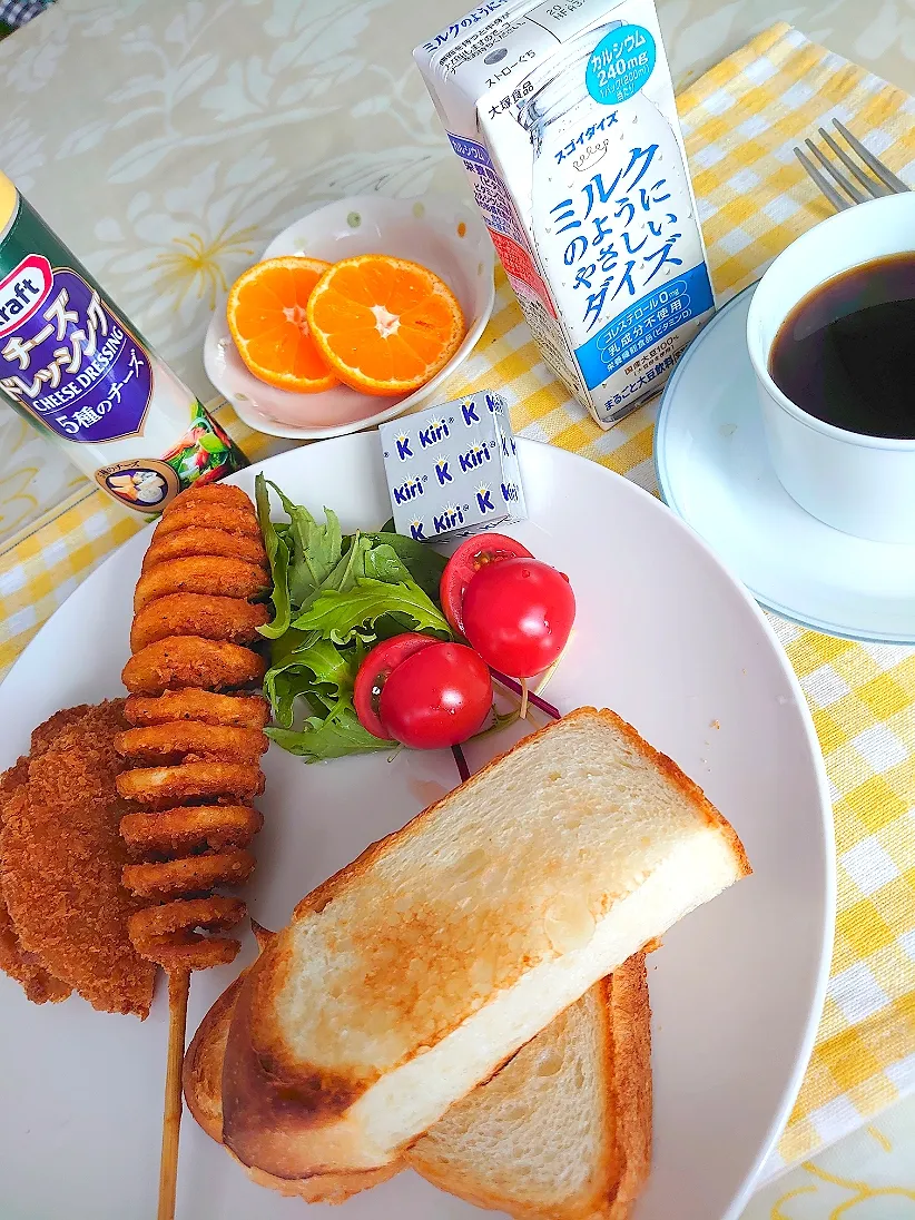 ハムカツとトルネードポテト
ランチです😋|🍒ふみりん🍒さん