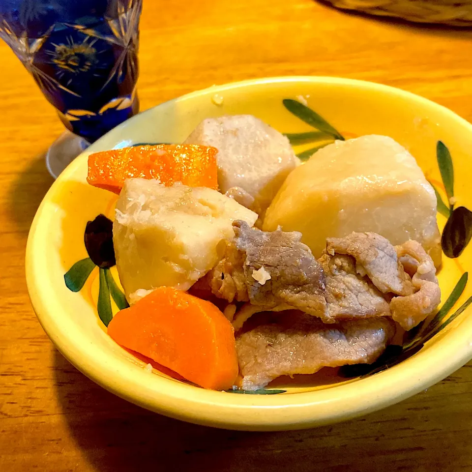 里芋と豚コマの煮物|もえさん