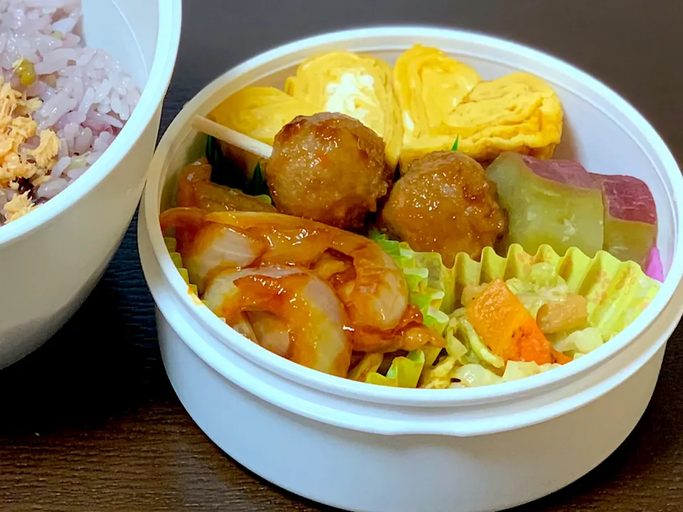 🌸 豚肉と玉ねぎのピリ辛ケチャップ炒め弁当 🌸|たんちゃんさん