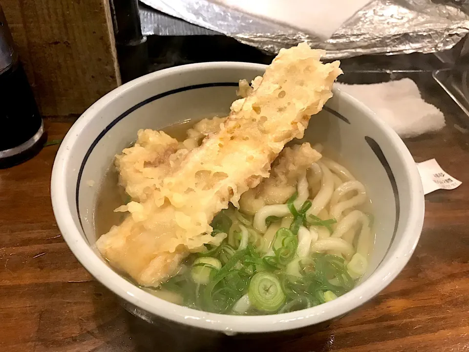 とり天ちくわうどん|マハロ菊池さん