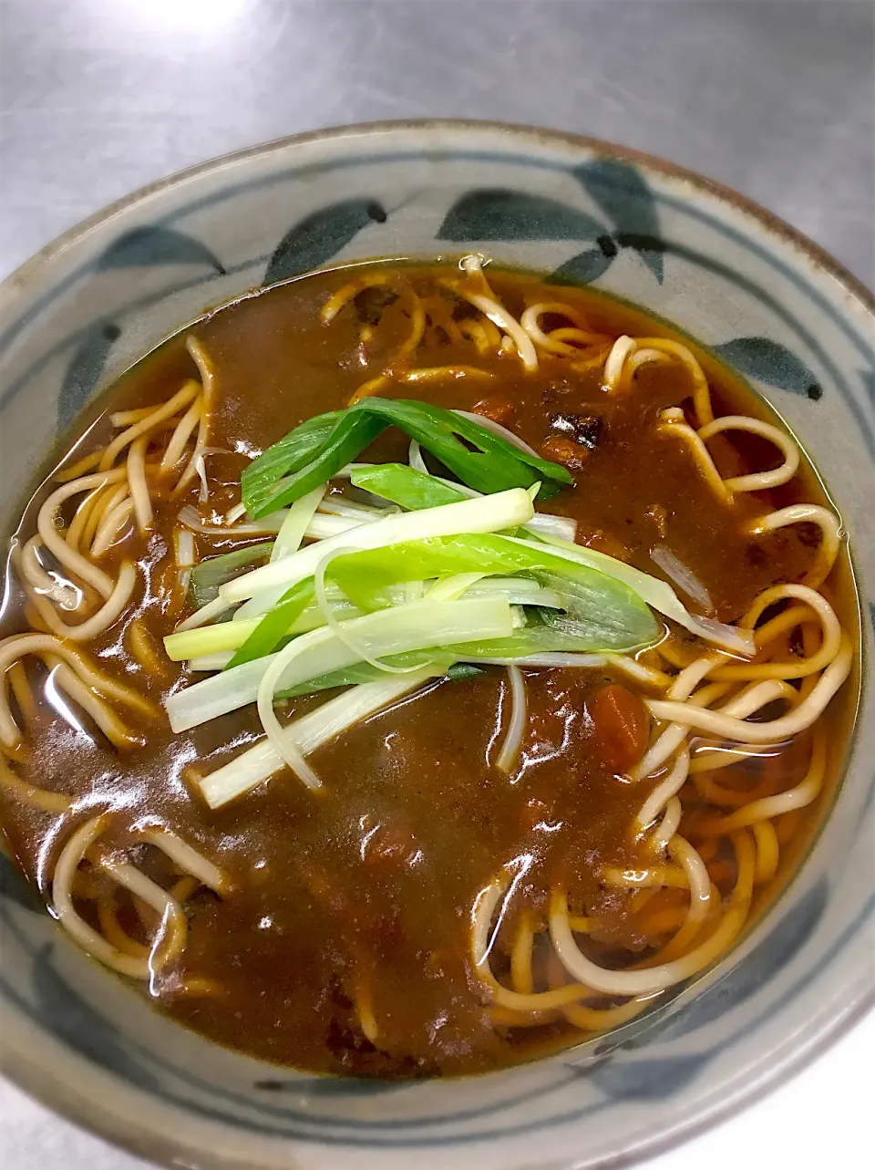 今朝はカレー蕎麦|内気なjohnnyさん