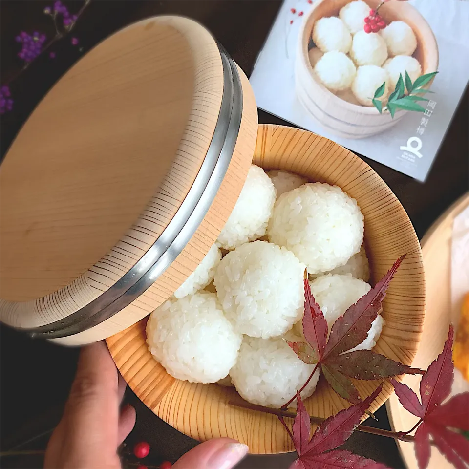 おひつにおにぎり|さえちゃんさん