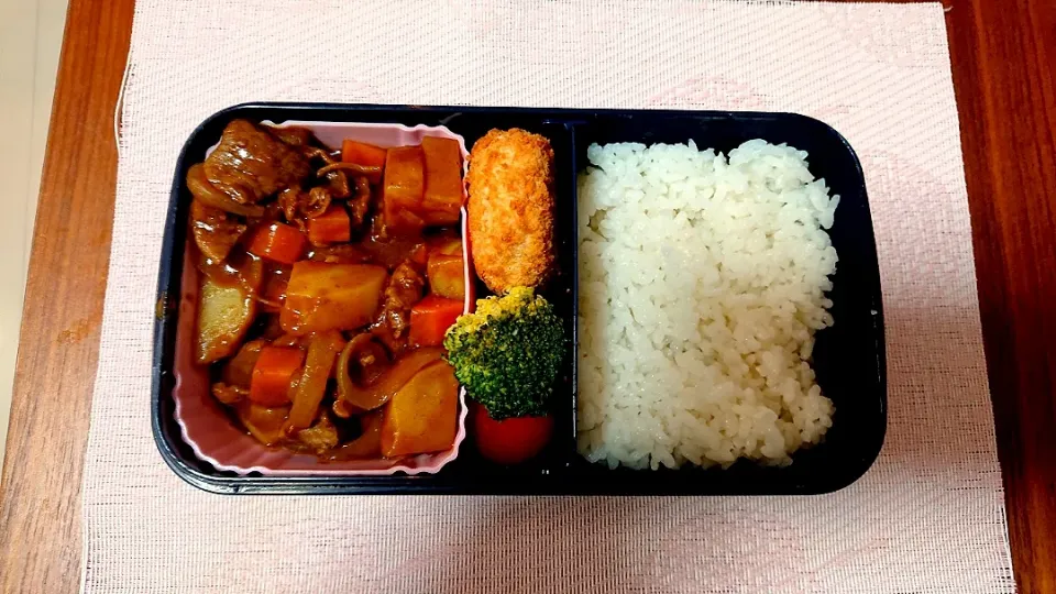 カレーライス❤️旦那さんお弁当🎵😊|かおるcitronさん