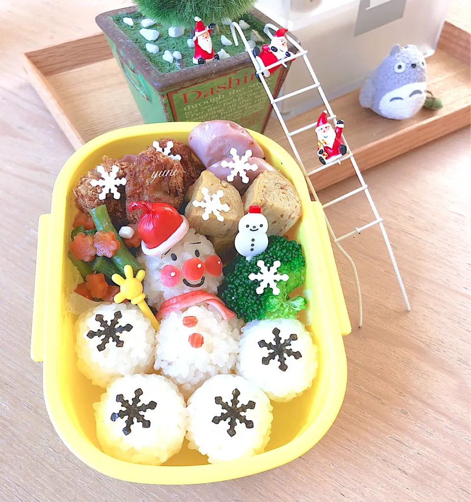 アンパンマン雪☃️ダルマ☃️弁当|🌸yuni🌸さん