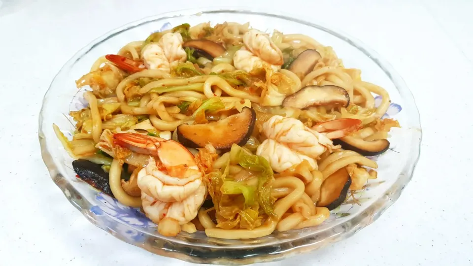 stir-fried udon noodle|steven z.y.さん