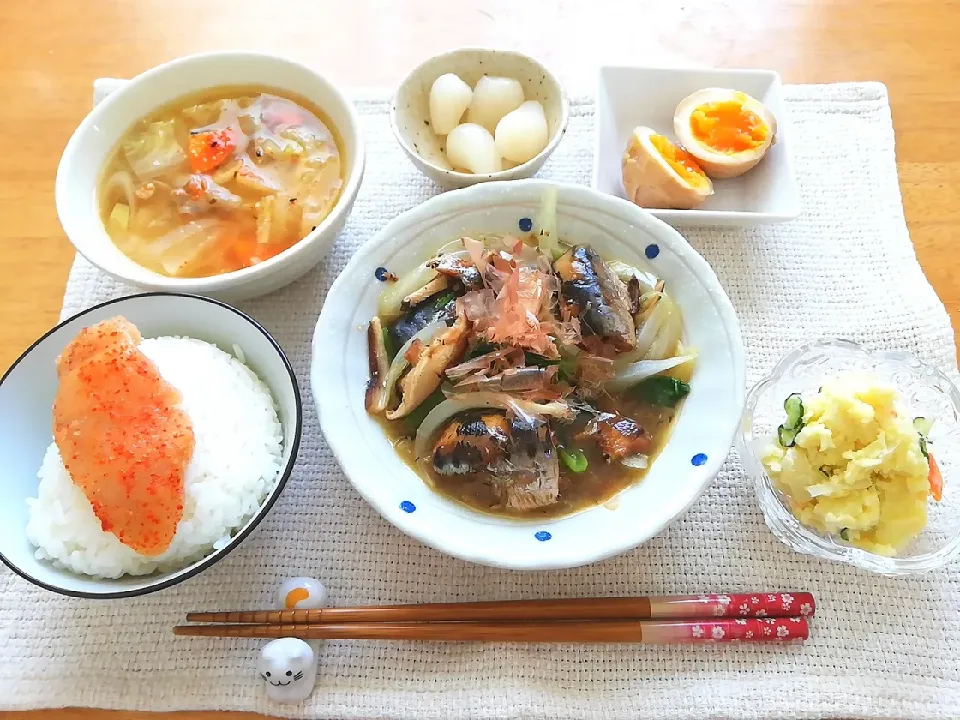 Snapdishの料理写真:いわし缶の野菜煮、豚汁、煮卵など|こっちゃんさん