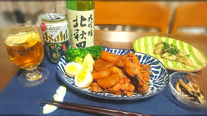 鶏手羽元と大根の甘辛煮🐔
焼き椎茸の酢の物
牡蠣のソテー  🍺🍶|びせんさん