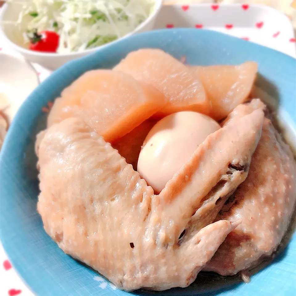 鶏手羽先のさっぱり煮＊圧力鍋調理＊鶏さん超やわらか✩.*˚骨が簡単に取れちゃいます料理＊2019.11.30|ぁゃ🍃さん