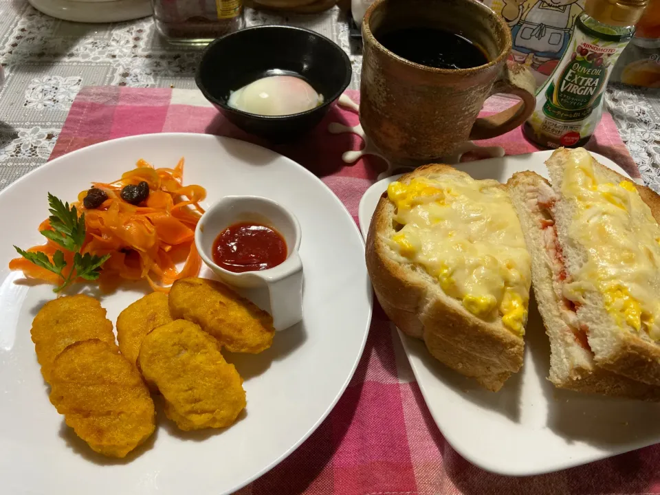 Snapdishの料理写真:Morning set|ハルのただ飯さん