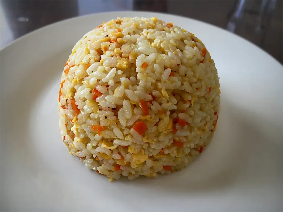 野菜たっぷりチャーハン|パパ手料理さん