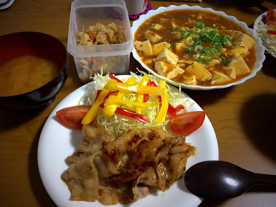 Snapdishの料理写真:今日の男女飯絆(^^♪
切り干し大根煮と豚バラ焼肉と麻婆豆腐とカブの味噌汁(≧∇≦)|ひーちゃんさん