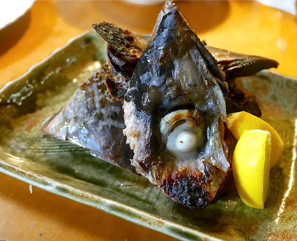 マグロの頭焼き|沖縄「ピロピロ」ライフさん