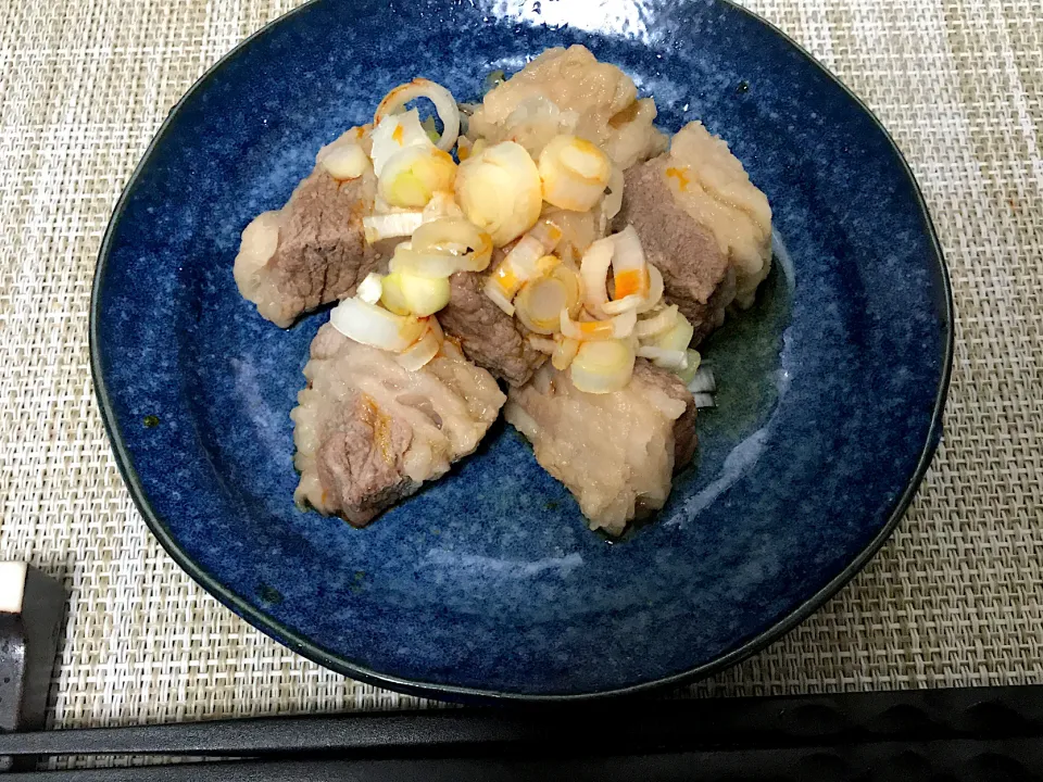 Snapdishの料理写真:ピリ辛牛すじねぎポン酢|Tak@さん