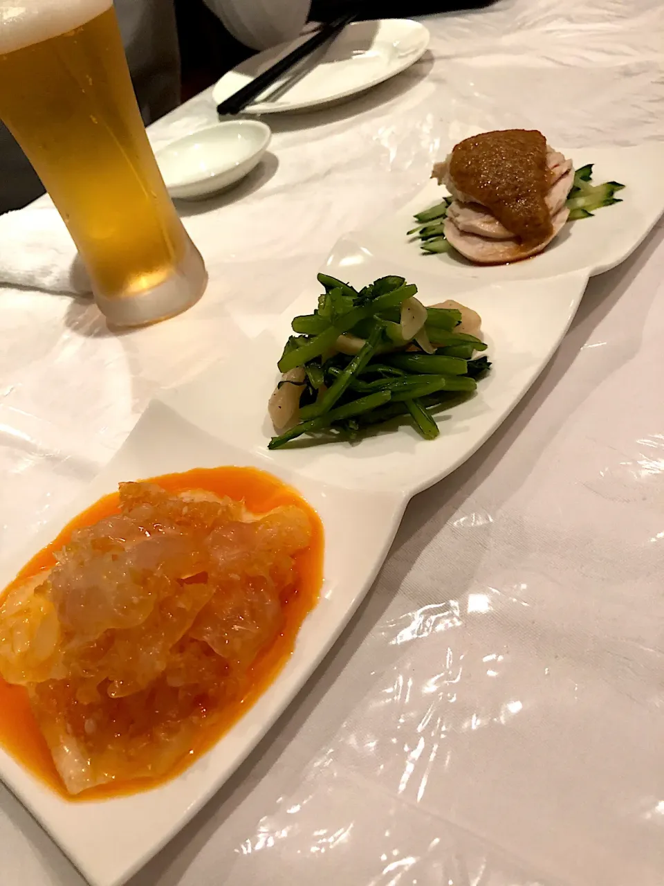 Snapdishの料理写真:前菜  ピリ辛クラゲ 中華風カブの和え物  棒棒鶏|T’s lanaiさん