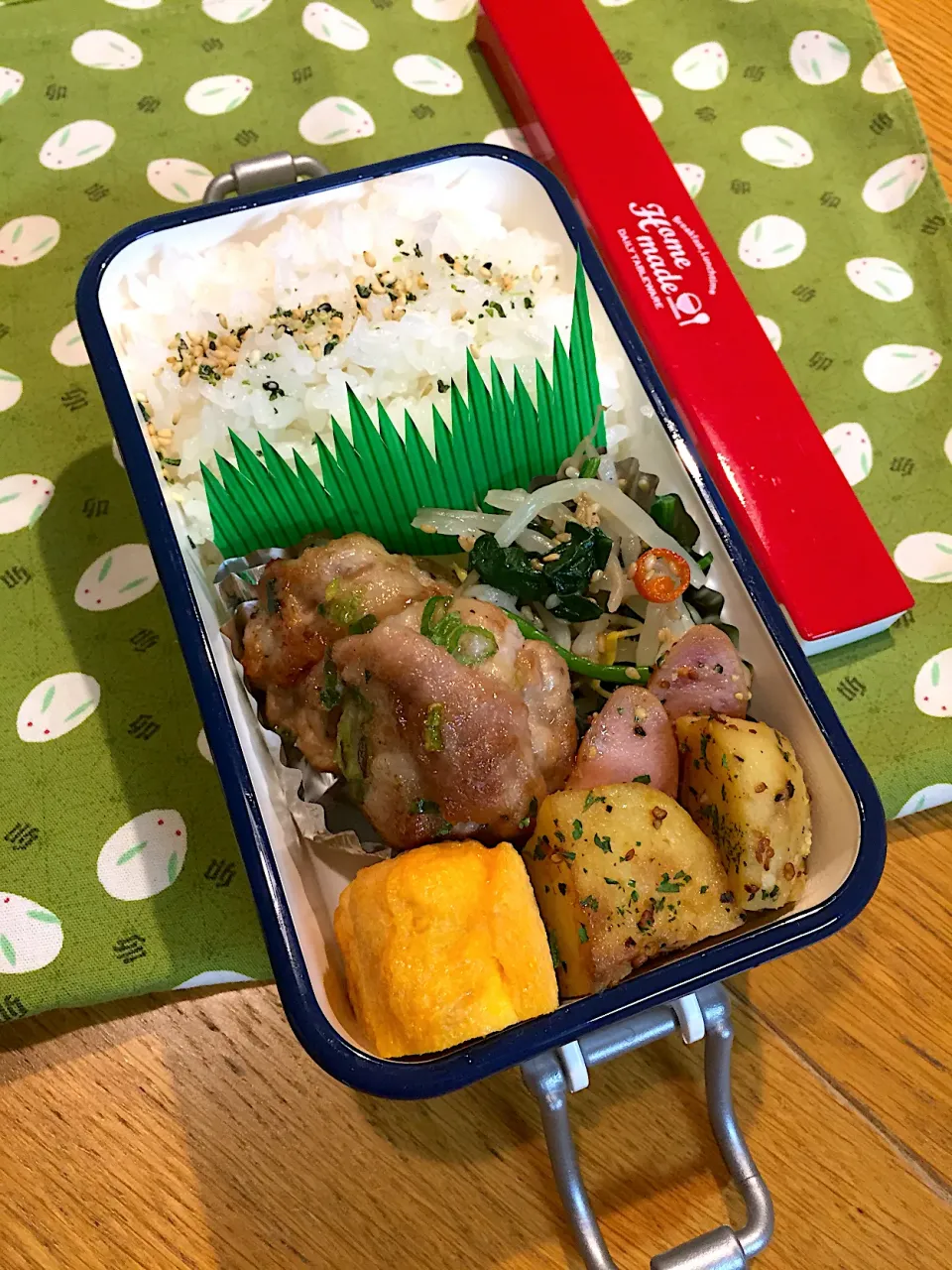 JK弁当  豚こま唐揚げ|まつださんさん