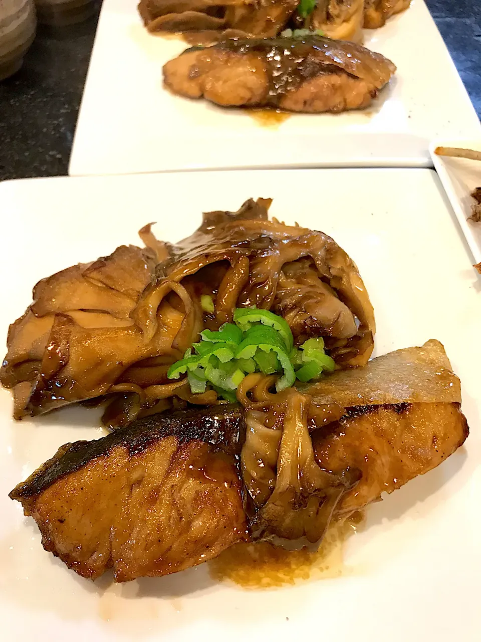 ワラサと舞茸の照り焼き|シュトママさん