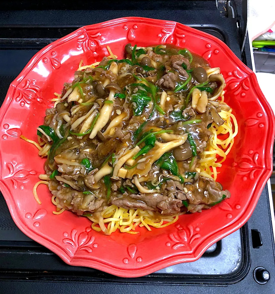 キノコと牛肉のあんかけ焼きそば|ラブリー心愛さん