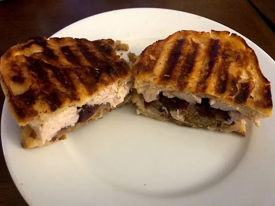 Leftover thanksgiving turkey panini.|ernest ristiさん