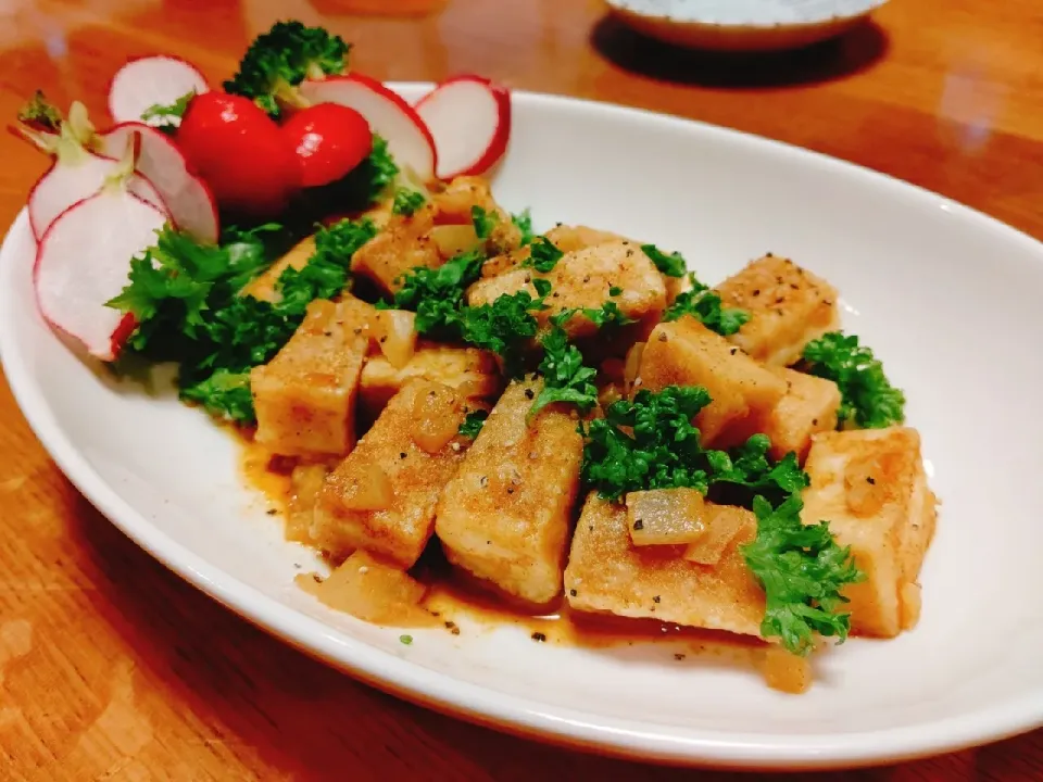 Snapdishの料理写真:咲きちゃんの料理 高野豆腐のかりじゅわ甘辛カレマヨ和え
.|Naomi Furuyaさん