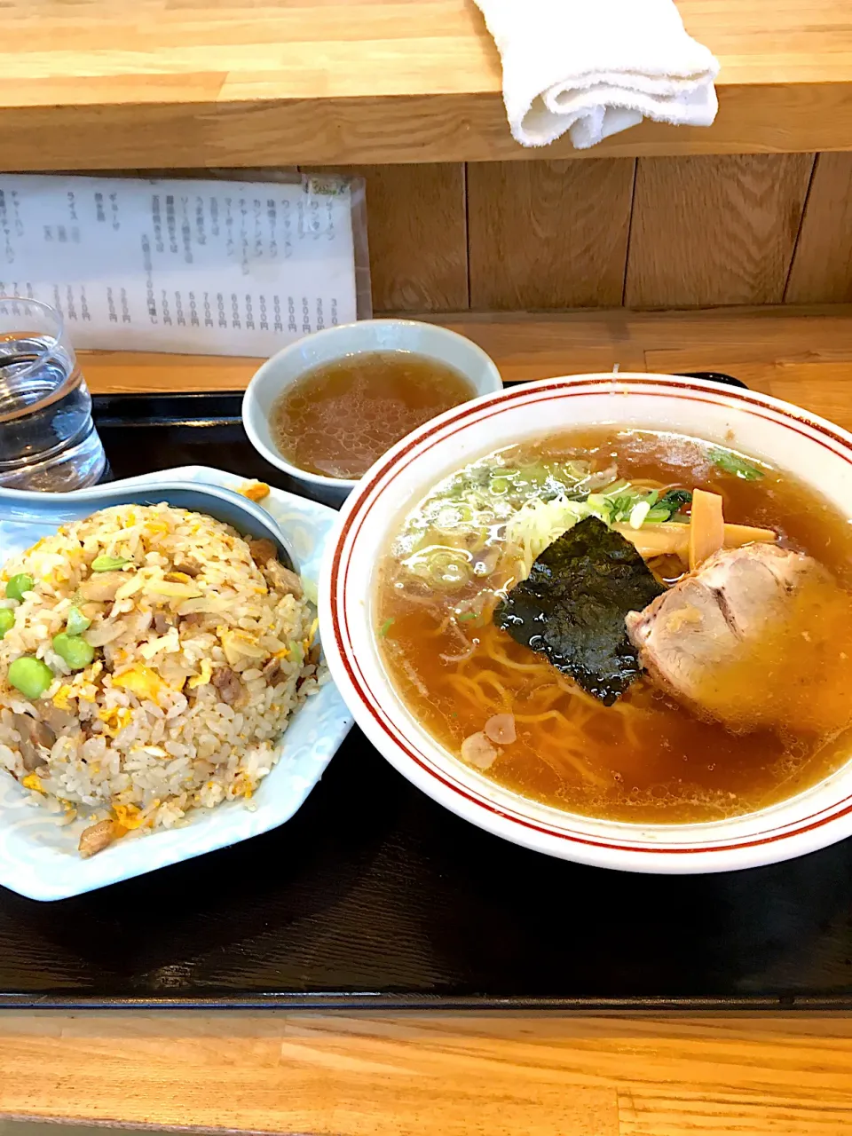 ラーメンと炒飯@タカノ(椎名町)|yoooochanさん