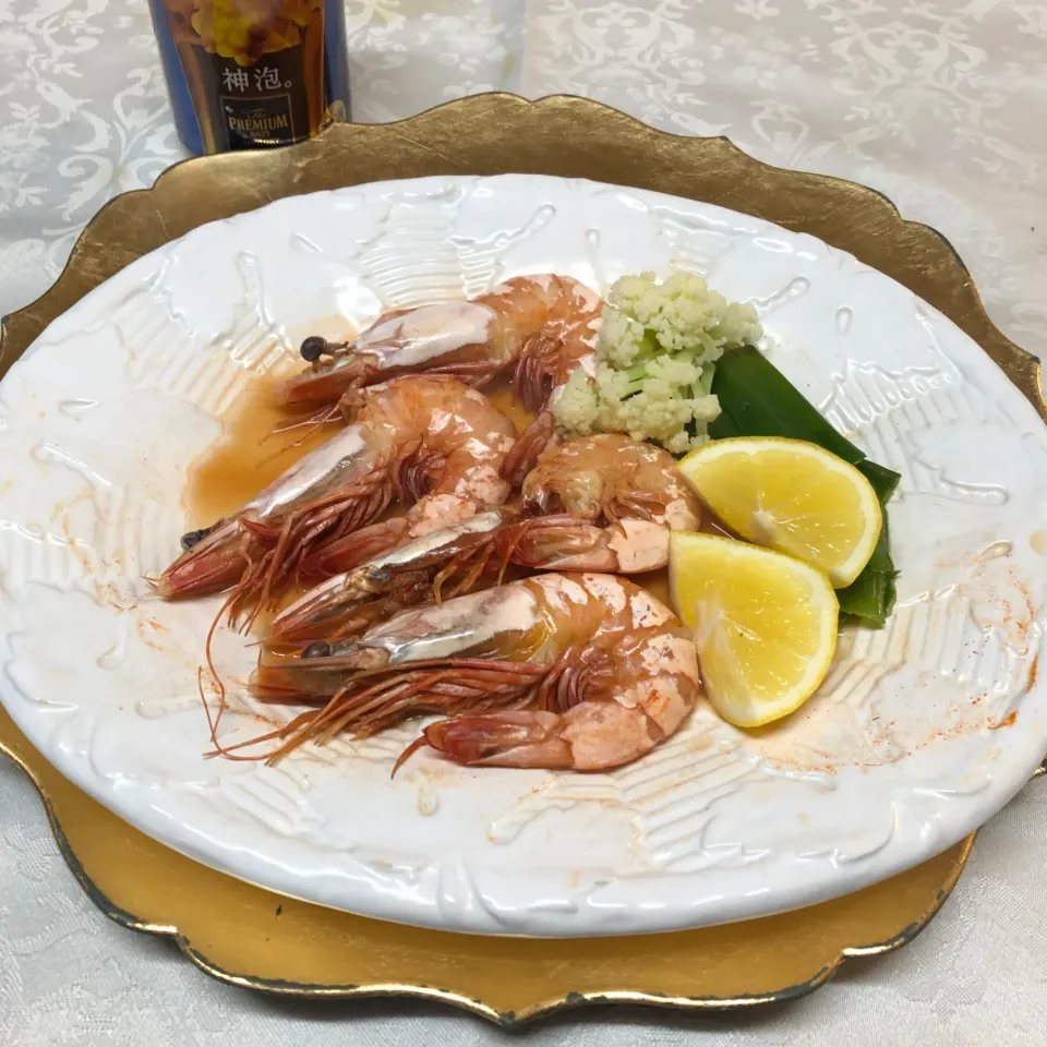 有頭フラワー海老🦐酒蒸し|henryさん