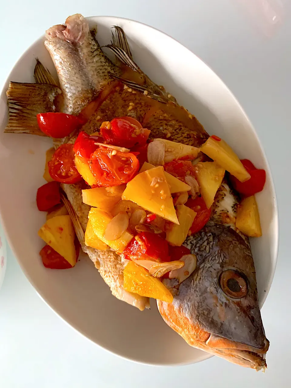 Fried fish with sweet and sour tomato sauce|Ong Sor Fernさん