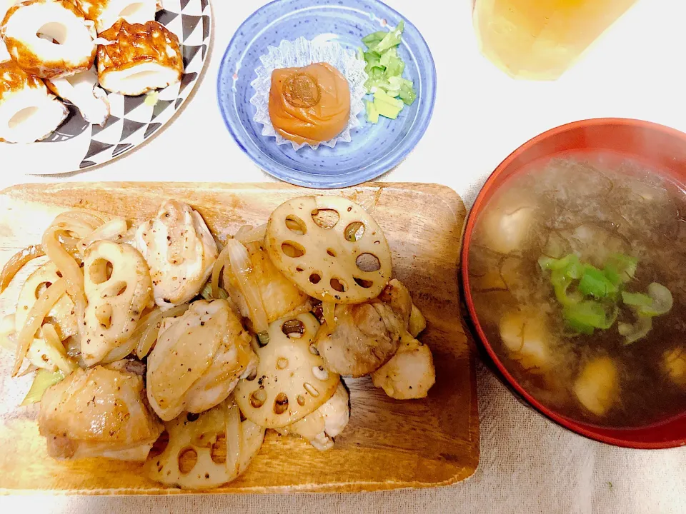 鶏とレンコンの和風炒め|ハヤほさん