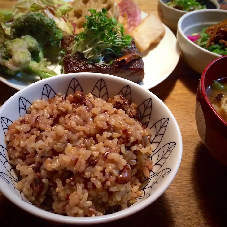 #vegan 
重曹で炊いたご飯
こんにゃくステーキ|makiko_aさん