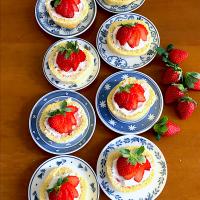 いちごミルクロール🍓