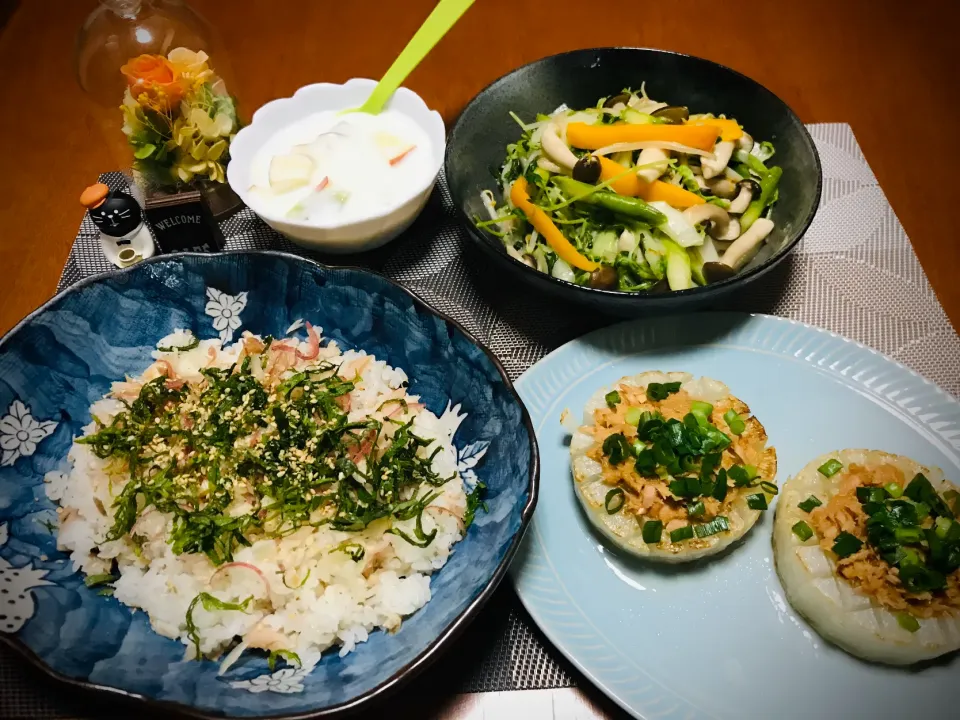 ＊ほっけ飯＊大根のシーチキン味噌焼き＊野菜中華炒め＊フルーツヨーグルト♪|バシュランさん