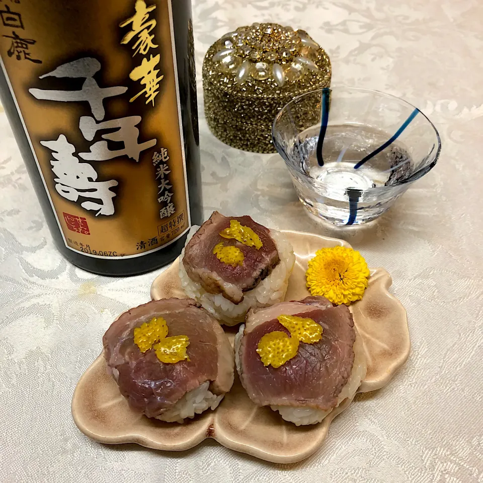 ぶりさんさんの料理 ローストビーフの手まり寿司|henryさん